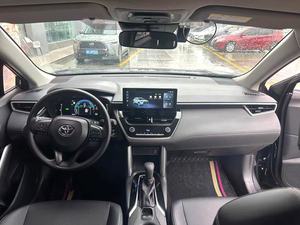 <span class=keywords><strong>Toyota</strong></span> <span class=keywords><strong>Corolla</strong></span> <span class=keywords><strong>Cross</strong></span> 2024 Usado Certificado, SUV Compacto, <span class=keywords><strong>Interior</strong></span> Oscuro, Asientos de Cuero, Automático, Híbrido de Aleación de Aluminio, Volante a la Izquierda - Product Image 5