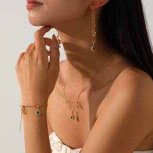 Collana fatta a mano collana Vintage Premium simbolo MQ ciondolo di cristallo blu per Virgo - Product Image 3