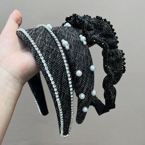 En gros 2025 Nouveau Design Femmes Fille Bandeau Cheveux Accessoire Élégant Vintage <span class=keywords><strong>Strass</strong></span> Cristal Perle Large Tissu Plat Bandeau - Product Image 3
