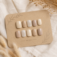 Cartes de présentation pour faux ongles à presser en feuille d'or, formes irrégulières variées, motif feuille et lignes, logo personnalisé, pour emballage de vente au détail de kits de faux ongles