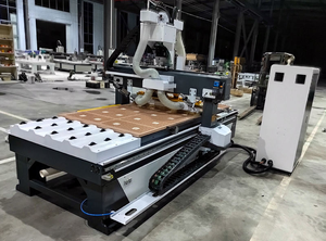Router CNC <span class=keywords><strong>SAMET</strong></span> ad Alta Precisione 1325 2030 2040 con Cambio Utensili Automatico per la Produzione di Ante per Mobili da Cucina in Legno - Product Image 5