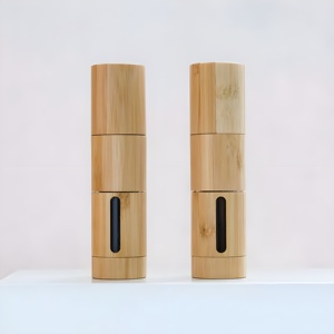 Brosse <span class=keywords><strong>de</strong></span> bouteille <span class=keywords><strong>de</strong></span> pulvérisation <span class=keywords><strong>de</strong></span> bambou rechargeable brosse <span class=keywords><strong>de</strong></span> distribution <span class=keywords><strong>de</strong></span> poudre libre brosse <span class=keywords><strong>de</strong></span> fard à joues brosse <span class=keywords><strong>de</strong></span> distributeur <span class=keywords><strong>de</strong></span> poudre cosmétique - Product Image 4