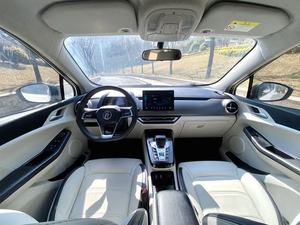 Edición Especial 2021 BYD Yuan Pro 401KM Forever Love LHD Automático, Vehículo Eléctrico Usado Coleccionable, Batería Estable Blade, Tecnología Inteligente - Product Image 4