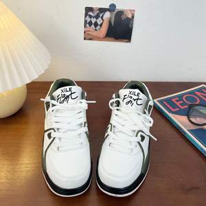 Zapatillas de Baloncesto con Amortiguación de Aire 2026, Nuevas, para Hombre y Mujer, con Cordones, para Correr, Estilo Casual para Estudiantes, Tendencia de Moda de Invierno - Product Image 5