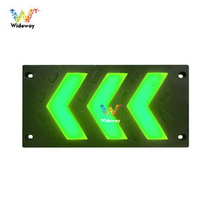 Luz de <span class=keywords><strong>suelo</strong></span> enterrada de 3 colores LED paso de cebra Luz de señal de tráfico integrada luz de señal de tierra peatonal inteligente - Product Image 4