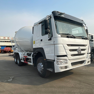 Camión Mezclador de Concreto HOWO 6x4 de 10-12cbm de <span class=keywords><strong>Segunda</strong></span> <span class=keywords><strong>Mano</strong></span>, 371HP, Euro 2, Camión Mezclador de Cemento de Uso Pesado a Precio Económico - Product Image 2
