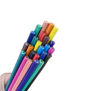 Crayons de couleur en plastique en forme de cœur, lot de 12 couleurs (personnalisable), acceptation de l'impression de logo ODM/OEM, emballage certifié EN71 ISO - Product Image 1