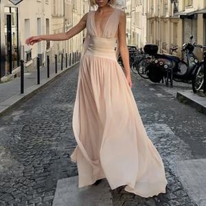 Colección de Verano: Elegante Vestido Largo Casual con Escote en V Profundo, Plisado, de Color Sólido, con Espalda Descubierta y Cintura Ajustada - Product Image 2