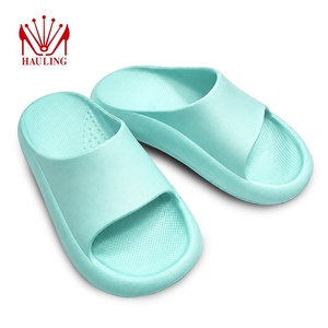 Pantuflas de Plataforma EVA con Amortiguación Suave, Plantilla Ergonómica, Suela Gruesa y Diseño Ligero para el Hogar y Baño, Sandalias al por Mayor - Product Image 2