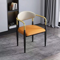 Chaises de salle à manger en cuir minimalistes modernes, tabourets de restaurant, design nordique avec accoudoirs et dossier, portables pour la maison, l'hôtel et la villa