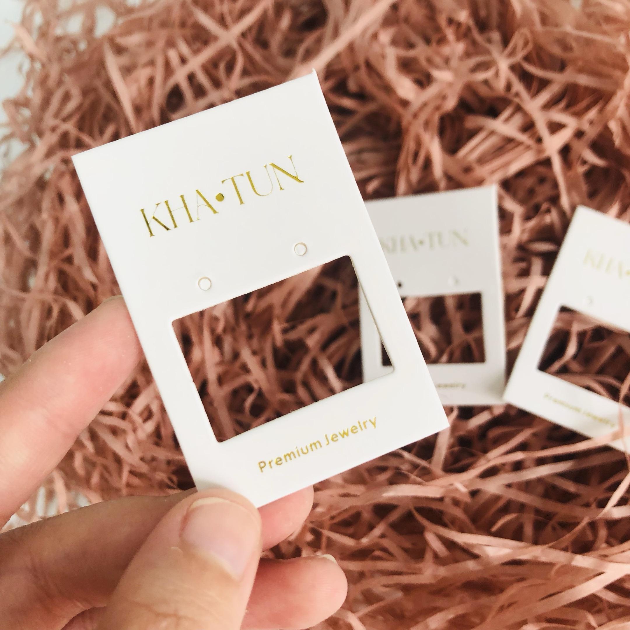 Hollow out earring card