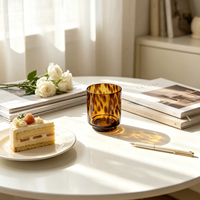 Tasse à jus en verre brun faite à la main, motif léopard, et décoration moderne pour Noël – Meilleures ventes