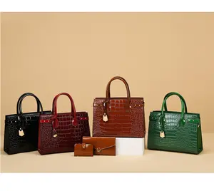 2024 nuevos bolsos de moda Vintage para mujer, tres juegos, venta al por mayor, bolsos de mano para mujer, bolsos de hombro con textura, bolsos cruzados de calidad