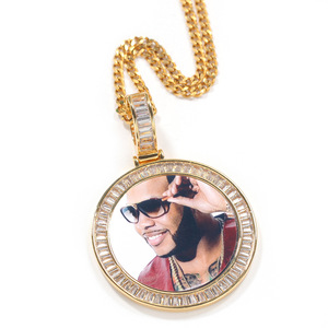 Nuevo Collar <span class=keywords><strong>con</strong></span> Medallón Circular Personalizado <span class=keywords><strong>con</strong></span> <span class=keywords><strong>Foto</strong></span>, Incrustaciones <span class=keywords><strong>de</strong></span> Circonita Cúbica, Estilo Hip Hop para Hombre, <span class=keywords><strong>Cadena</strong></span> <span class=keywords><strong>de</strong></span> <span class=keywords><strong>Oro</strong></span> o Plata Brillante - Product Image 1