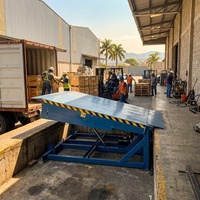 Plateforme élévatrice électrique inclinable JINMEITE avec jambes en ciseaux, matériau Q345, capacité 200 kg, hauteur de plateforme 18 m