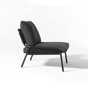 Chaise longue moderne en rotin tissé avec structure en métal et coussins, sièges élégants pour le patio, le balcon ou l'espace extérieur - Product Image 2