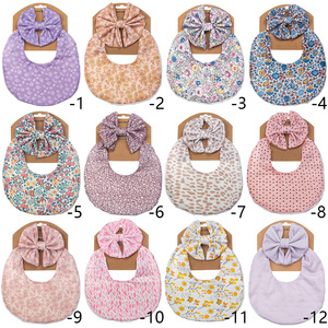 Haute qualité 100% coton filles fleur <span class=keywords><strong>bavoir</strong></span> ensemble Super doux jetable Bandana beau bébé cadeau de <span class=keywords><strong>naissance</strong></span> avec grand arc en gros - Product Image 2