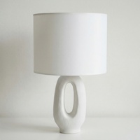 Lampe de bureau moderne en céramique avec abat-jour en tissu et interrupteur à bascule, lampe de chevet pour la maison et le bureau