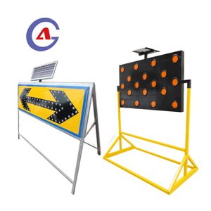 Señal de Tráfico LED con Forma de Flecha, Alimentada por Energía Solar, Intermitente, Señal de Advertencia de Chevron - Product Image 1