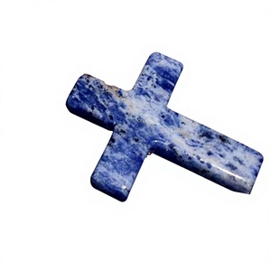 Pendentif croix sculpté en sodalite naturelle, pierre précieuse bleue pour la fabrication de bijoux, vente en gros - Product Image 1