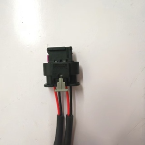 Harness Kabel Otomotif Kustom dengan Konduktor Tembaga Berlapis Timah dan Isolasi PBT/PVC/Nylon - Product Image 2
