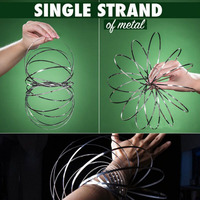 Anneau magique Jouet à ressort Anneau 3D Flow Ring Bracelet en acier inoxydable 304