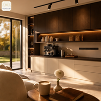 Meuble de station à café sur mesure pour la maison, en chêne fumé et blanc crème, avec étagère ouverte à LED, conception 3D gratuite, fabrication OEM pour toute la maison