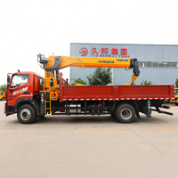Grue mobile JIUBANG 10 tonnes avec hauteur de levage de 21 m, moteur, boîte de vitesses, pompe et fonction PTO, configuration de cabine confortable