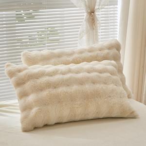 Juego de felpa de conejo de invierno de cuatro piezas personalizado al por mayor funda de edredón de lana de leche de Coral grueso sábanas manta suave - Product Image 4