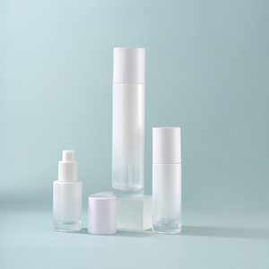 Venta al por Mayor <span class=keywords><strong>de</strong></span> Botellas <span class=keywords><strong>de</strong></span> Loción Transparentes Esmeriladas <span class=keywords><strong>de</strong></span> 120 ml, Envases <span class=keywords><strong>de</strong></span> Vidrio para Cosméticos <span class=keywords><strong>de</strong></span> 100 ml, Tarros <span class=keywords><strong>de</strong></span> Crema <span class=keywords><strong>de</strong></span> 50 g - Product Image 2