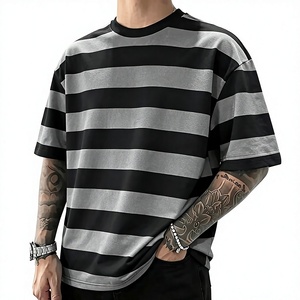 Camiseta de Manga Corta para Hombre, Talla Grande, Teñida con Hilo, a Rayas, Cuello Redondo, Informal, de Punto, Corte Regular, Antiarrugas, Diseño Estampado - Product Image 1