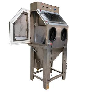 Cabine de sablage à vapeur sans poussière, petit sablateur manuel à eau pour la construction métallique et la quincaillerie - Product Image 1