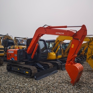 Mini Escavatore Cingolato Usato <span class=keywords><strong>Hitachi</strong></span> ZX70 da 7 Tonnellate, Anno Modello 2024, con Motore e Gruppo Motore - Product Image 2