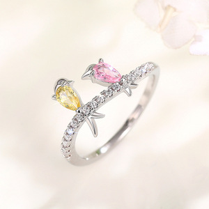 Anello Colorato a Forma di Uccello per Donne, Grazioso Gioiello a Forma di Rondine, Regalo di Moda per la Festa della Mamma - Product Image 2