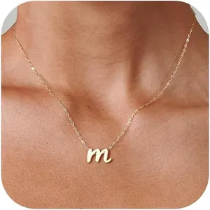 2024 nuova collana placcata oro 18K collana giorno della mamma lettera M ciondolo gioielli collana donna con nomi di bambini