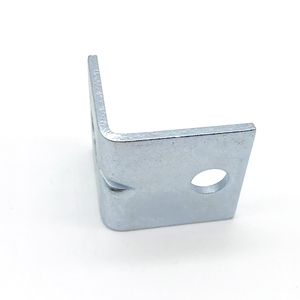 Service de fabrication de pièces en tôle VIMA : estampage, découpe laser de tubes, perçage, revêtement, composants d'alimentation électrique pour étagères sur mesure - Product Image 4