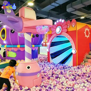 Structure de jeu intérieure de grande taille avec mur d'escalade et toboggan en forme de beignet pour centre de divertissement pour enfants - Product Image 2