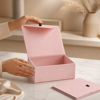 Boîte cadeau pliable magnétique rose grand format avec logo personnalisé, emballage de luxe en carton rigide pour vêtements, perruques, boîte en papier pour les fêtes
