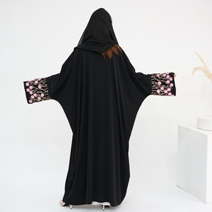 Nuevo y elegante vestido maxi abaya musulmán islámico para mujer con manga larga y adornos de jacquard y cuentas. - Product Image 3