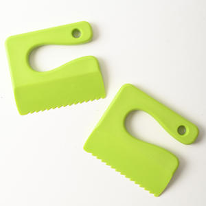 Cuchillo de plástico verde para frutas para niños pequeños, juguete de corte seguro, 10 cm de longitud, herramienta de juego de cocina unisex para educación temprana - Product Image 3