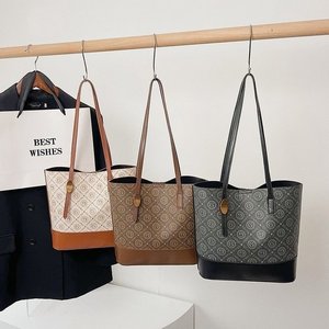 Bolso femenino primavera y verano nuevo bolso de mano de gran capacidad Bolsos De Mujer moda temperamento bolso de hombro para damas - Product Image 2