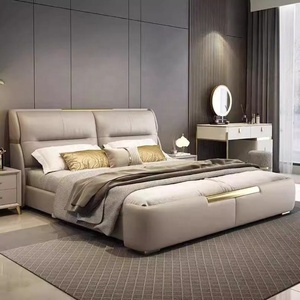 Cama Queen Size Conversível Moderna e Simples de Luxo, Estofada em Couro Macio, com Estrutura de Madeira de Pinheiro e Armazenamento Extensível, Tamanho Personalizável - Product Image 1