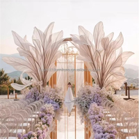 Installation d'art en soie géante personnalisée, installation d'art en organza de soie géante faite à la main pour la scène de mariage, l'affichage de fenêtres