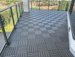 Bulgarie Plancher de terrasse extérieur en WPC et PVC Plancher en <span class=keywords><strong>bois</strong></span> lisse pour jardins Salles de bain Cuisines Parcs Sous-sols Salons - Product Image 6