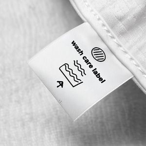 Étiquettes de vêtements personnalisées en ruban de satin, 100 % polyester, imprimées numériquement, avec instructions d'entretien, fournisseur chinois, écologiques - Product Image 2