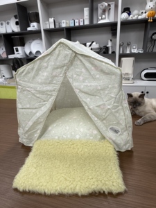 Cama de Alta Calidad Estilo Japonés para Gatos y Perros, Fácil de Montar, de Tela de Algodón Estampada, Plegable, de Plástico - Product Image 5