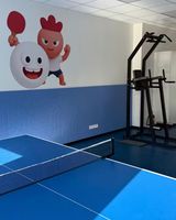 Panneau acoustique en feutre de polyester moderne avec motifs gravés personnalisés, panneau mural insonorisant pour hôtel, école, intérieur