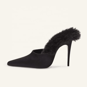 Sandales pour femmes, grandes tailles 45, styles personnalisés, à talons aiguilles fins et hauts, pour soirée, coupe large, mules à fourrure moelleuse - Product Image 5