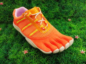 Chaussures de yoga et de Pilates pour femmes, style cinq doigts, antidérapantes, à semelle fine, pour entraînement en intérieur et en extérieur, chaussures de sport. - Product Image 2