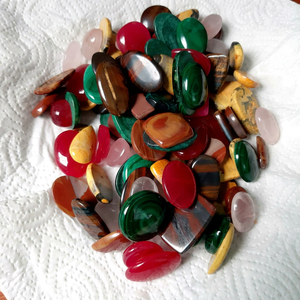 Top Assortiment Qualité Prix De Gros en Vrac Lot Semi-Précieux Naturel Réel Mélange Bijoux En Vrac Pierres Précieuses Cabochon Pierre - Product Image 1